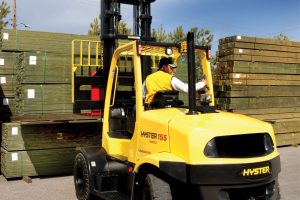 Empilhadeira a combustão Hyster H155FT